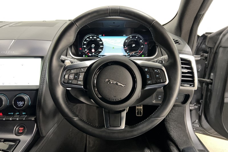 Used Jaguar F-Type 2023 for sale - 77653275: Photo 15