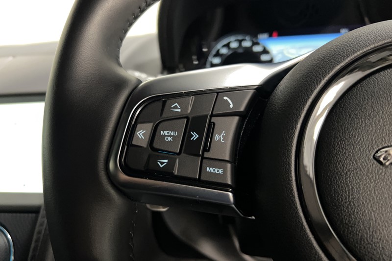 Used Jaguar F-Type 2023 for sale - 77653275: Photo 28