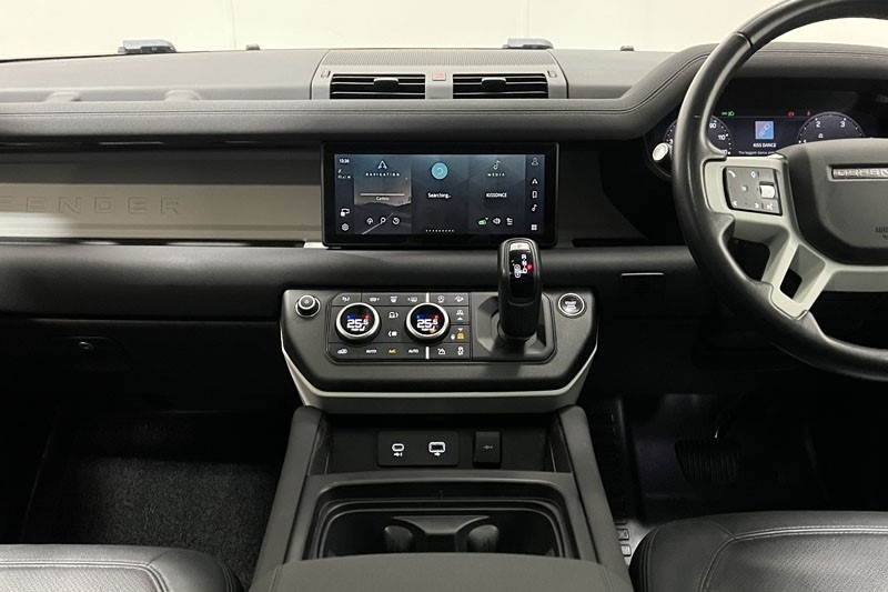 Used Land Rover Defender 2022 for sale - 77005522: Photo 14