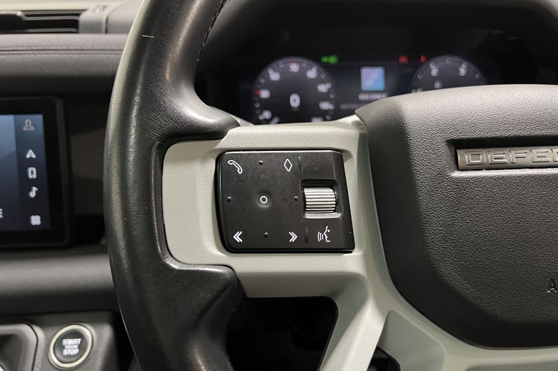 Used Land Rover Defender 2022 for sale - 77005522: Photo 30