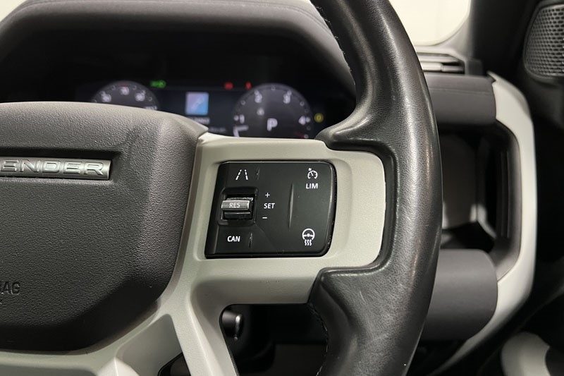 Used Land Rover Defender 2022 for sale - 77005522: Photo 31