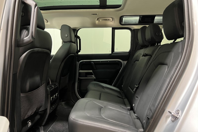 Used Land Rover Defender 2022 for sale - 77005522: Photo 4