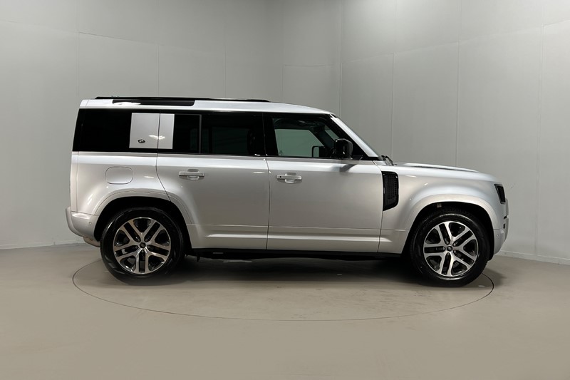 Used Land Rover Defender 2022 for sale - 77005522: Photo 5