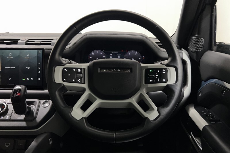 Used Land Rover Defender 2023 for sale - 78162086: Photo 16