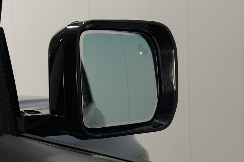 Used Land Rover Defender 2023 for sale - 78162086: Photo 25