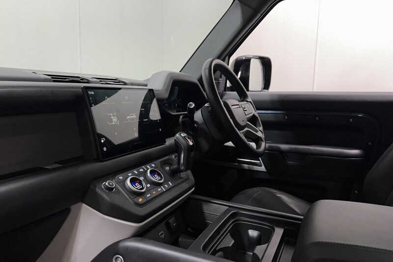 Used Land Rover Defender 2023 for sale - 78162086: Photo 40