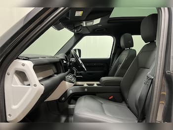 Used Land Rover Defender 2025 for sale - 79879373: Photo