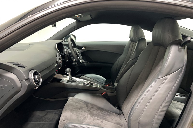 Used Audi TT 2022 for sale - 76982234: Photo 3