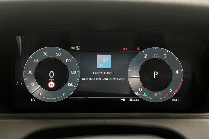 Used Land Rover Range Rover Velar 2025 for sale - 76981793: Photo 16