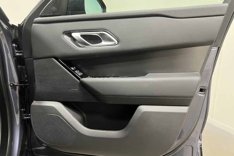 Used Land Rover Range Rover Velar 2025 for sale - 76981793: Photo 21