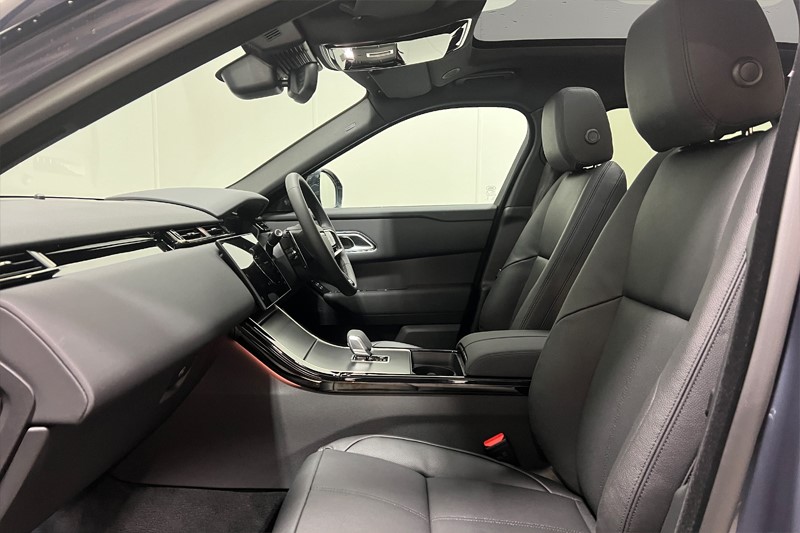 Used Land Rover Range Rover Velar 2025 for sale - 76981793: Photo 3