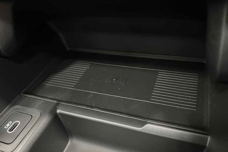 Used Land Rover Range Rover Velar 2025 for sale - 76981793: Photo 32