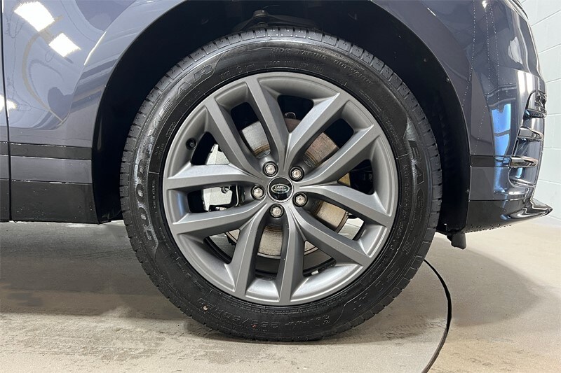 Used Land Rover Range Rover Velar 2025 for sale - 76981793: Photo 8