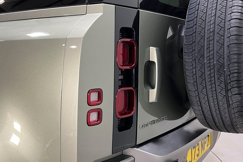 Used Land Rover Defender 2024 for sale - 76981943: Photo 19