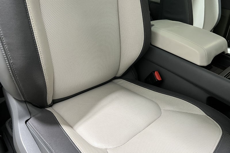 Used Land Rover Defender 2024 for sale - 76981943: Photo 26