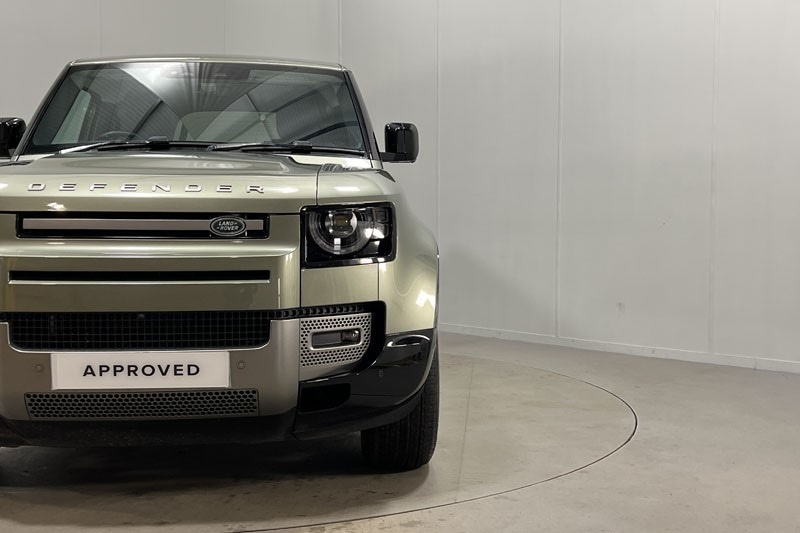 Used Land Rover Defender 2024 for sale - 76981943: Photo 47