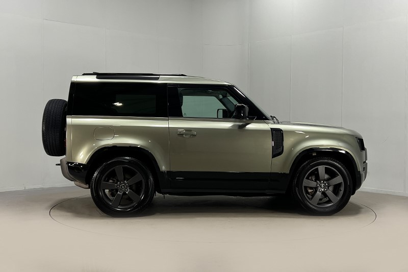 Used Land Rover Defender 2024 for sale - 76981943: Photo 5