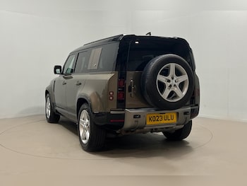 Used Land Rover Defender 2023 for sale - 79067211: Photo