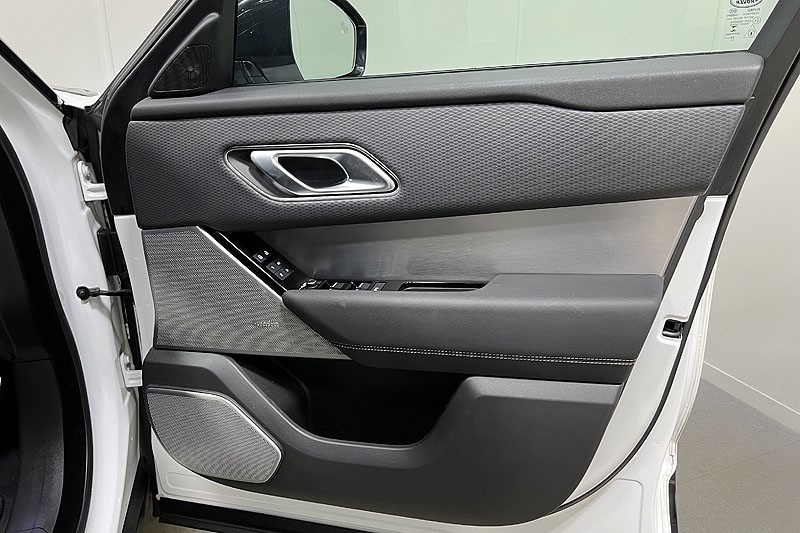 Used Land Rover Range Rover Velar 2023 for sale - 77087666: Photo 21