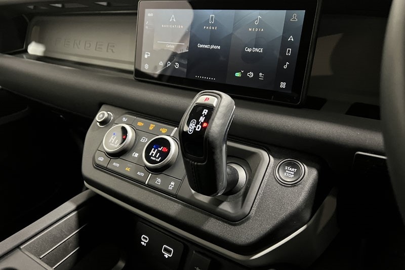 Used Land Rover Defender 2022 for sale - 77151611: Photo 13