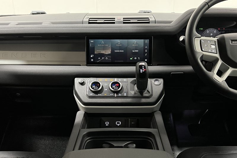 Used Land Rover Defender 2022 for sale - 77151611: Photo 14