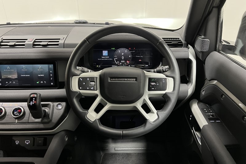 Used Land Rover Defender 2022 for sale - 77151611: Photo 15