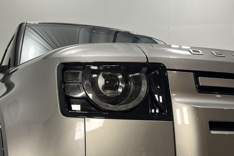 Used Land Rover Defender 2022 for sale - 77151611: Photo 17