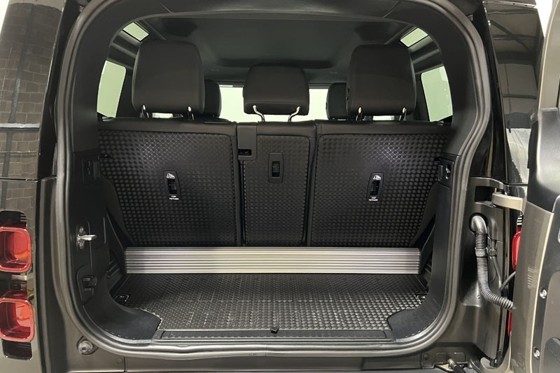 Used Land Rover Defender 2022 for sale - 77151611: Photo 41