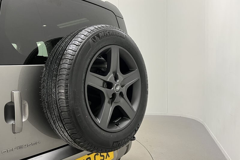 Used Land Rover Defender 2022 for sale - 77151611: Photo 44