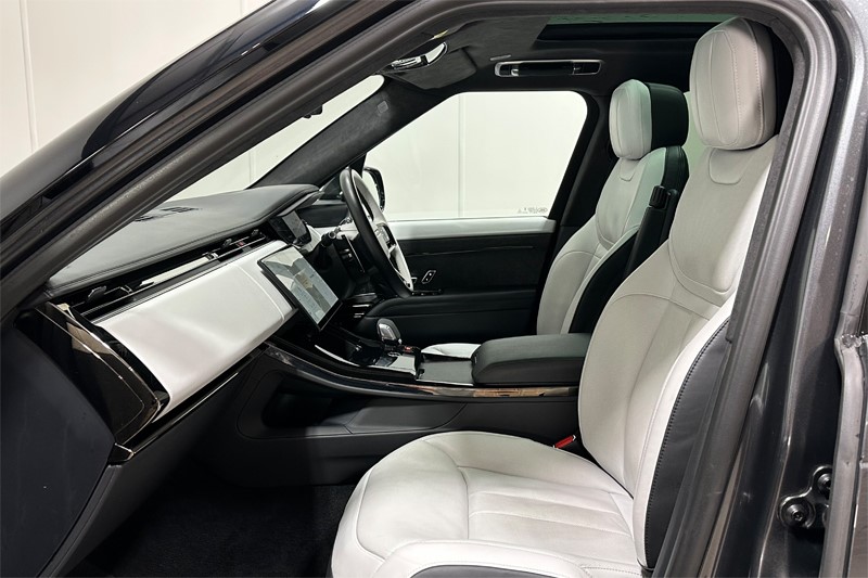 Used Land Rover Range Rover Sport 2023 for sale - 77675537: Photo 3