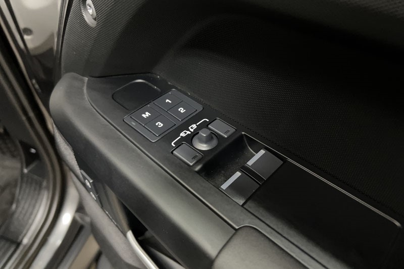 Used Land Rover Defender 2025 for sale - 78000499: Photo 29