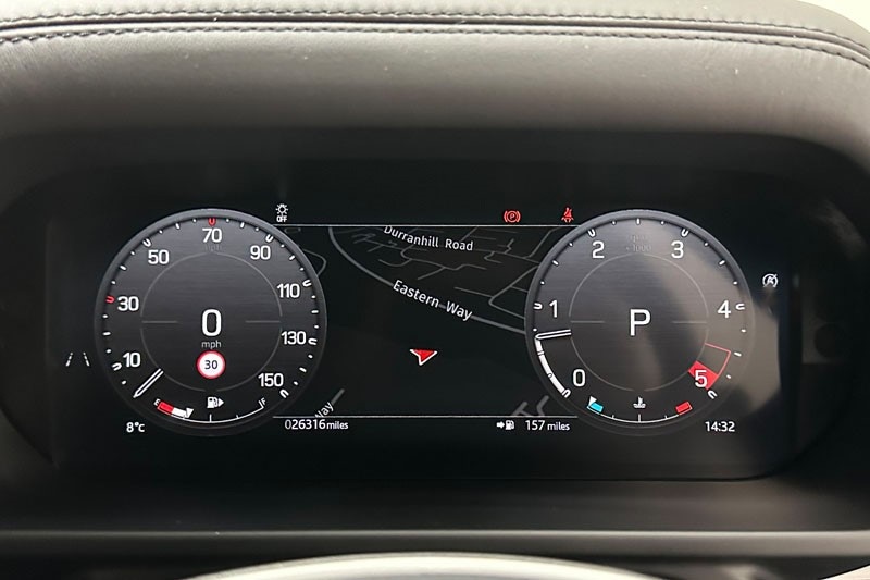 Used Land Rover Defender 2024 for sale - 76982434: Photo 16