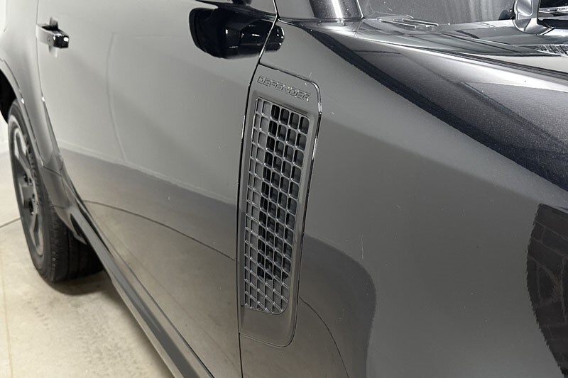 Used Land Rover Defender 2024 for sale - 76982434: Photo 20