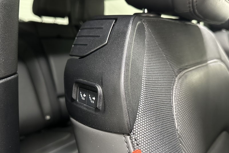 Used Land Rover Defender 2024 for sale - 76982434: Photo 29