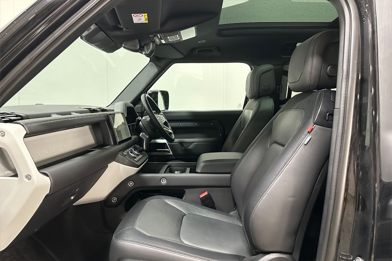 Used Land Rover Defender 2024 for sale - 76982434: Photo 3