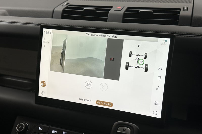 Used Land Rover Defender 2024 for sale - 76982434: Photo 34