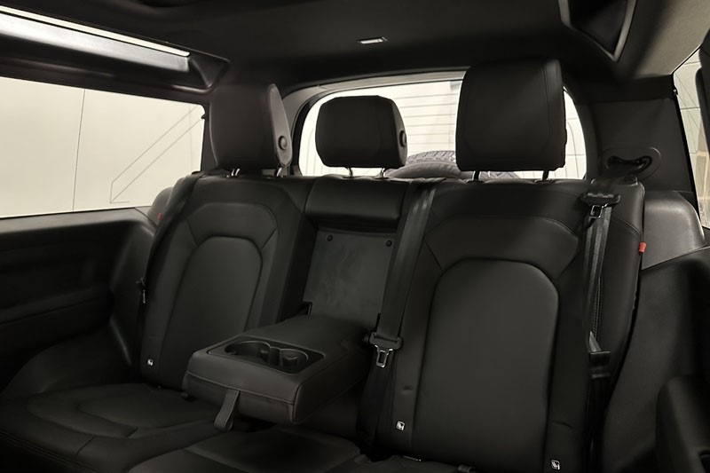 Used Land Rover Defender 2024 for sale - 76982434: Photo 42