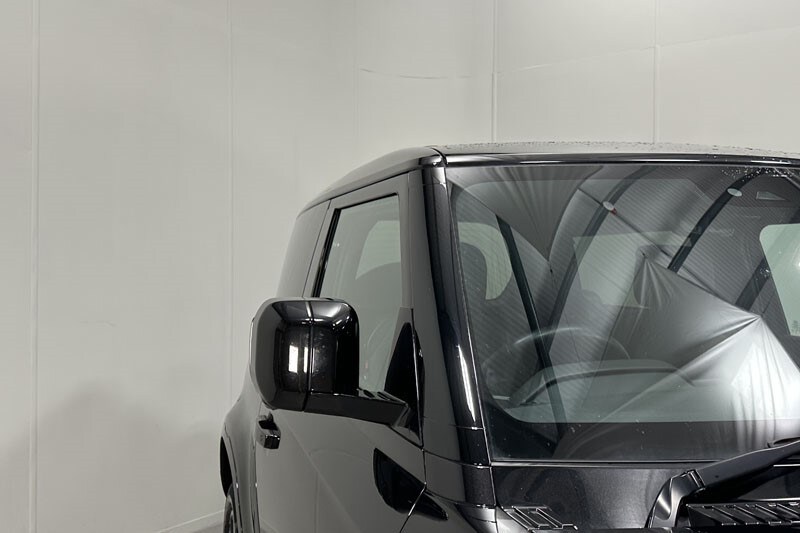 Used Land Rover Defender 2024 for sale - 76982434: Photo 48