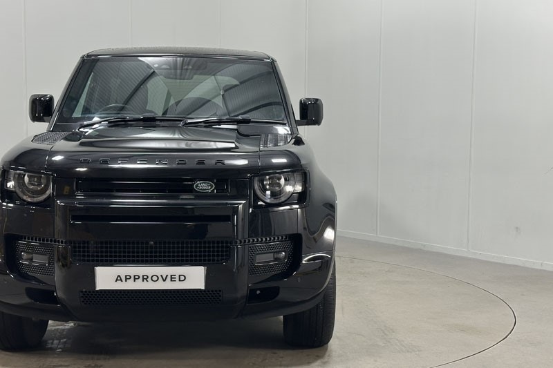 Used Land Rover Defender 2024 for sale - 76982434: Photo 50