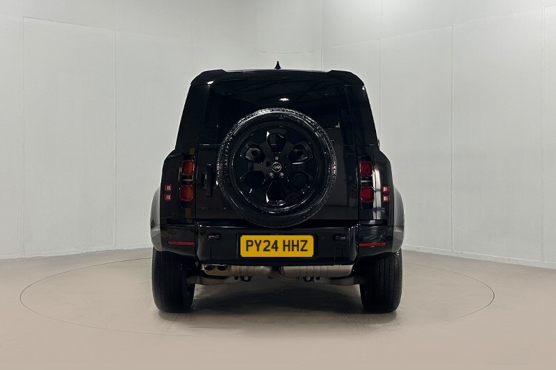 Used Land Rover Defender 2024 for sale - 76982434: Photo 6