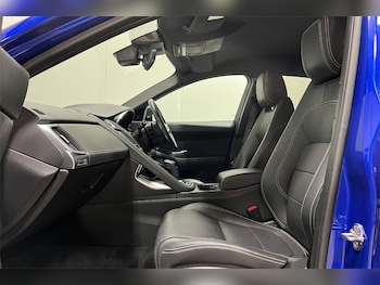 Used Jaguar E-Pace 2020 for sale - 77135830: Photo