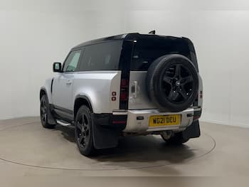 Used Land Rover Defender 2021 for sale - 79855376: Photo