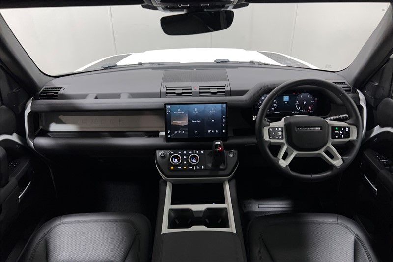 Used Land Rover Defender 2025 for sale - 78179969: Photo 10