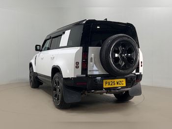 Used Land Rover Defender 2025 for sale - 78179969: Photo