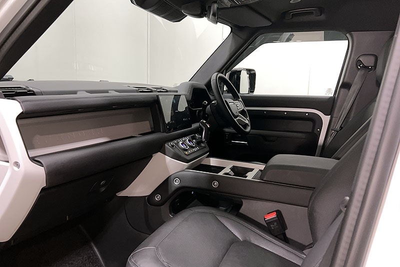 Used Land Rover Defender 2025 for sale - 78179969: Photo 40
