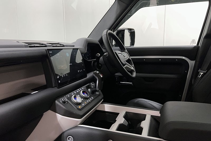 Used Land Rover Defender 2025 for sale - 78179969: Photo 41