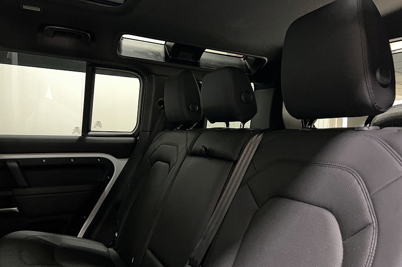 Used Land Rover Defender 2025 for sale - 78179969: Photo 43
