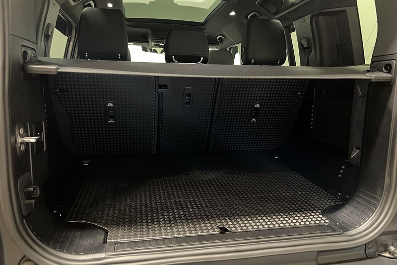 Used Land Rover Defender 2025 for sale - 78179969: Photo 48