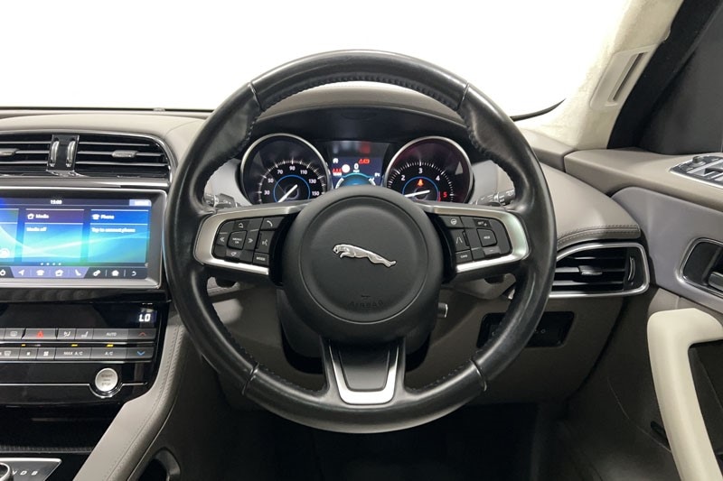 Used Jaguar F-Pace 2020 for sale - 76981844: Photo 15