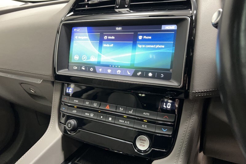 Used Jaguar F-Pace 2020 for sale - 76981844: Photo 32